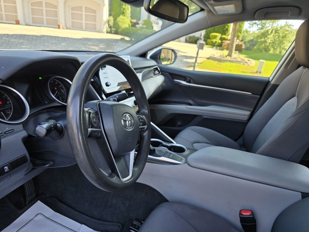 2023 Toyota Camry Image 12