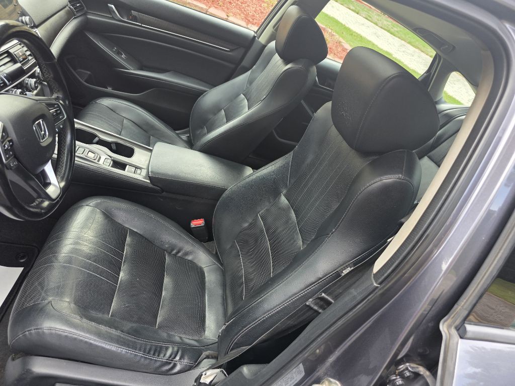 2018 Honda Accord Image 11