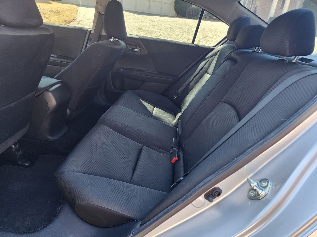 2015 Honda Accord Image 15