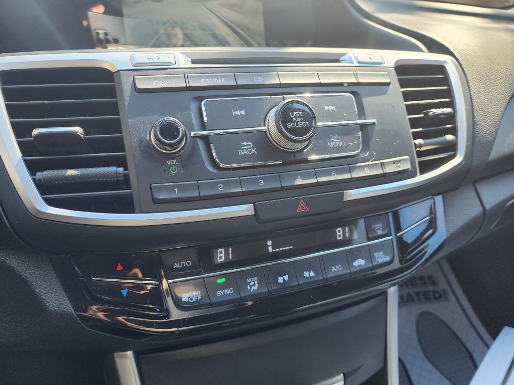 2015 Honda Accord Image 22