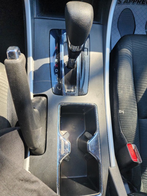 2015 Honda Accord Image 24