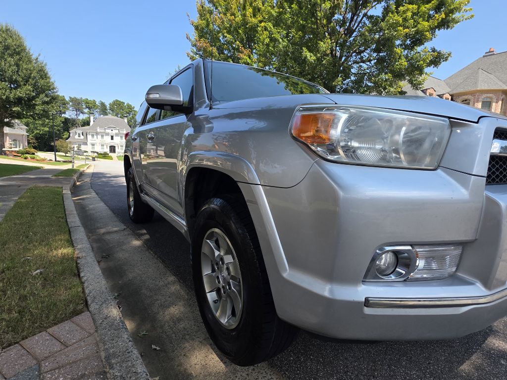 2012 Toyota 4Runner Image 8