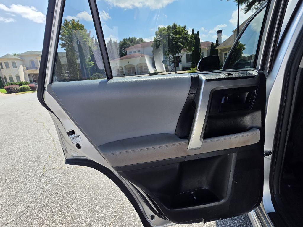 2012 Toyota 4Runner Image 14