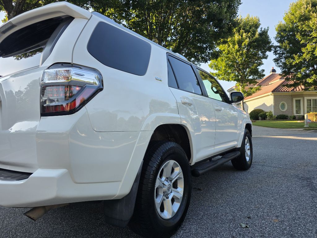 2015 Toyota 4Runner Image 6