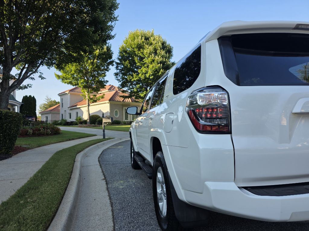 2015 Toyota 4Runner Image 7