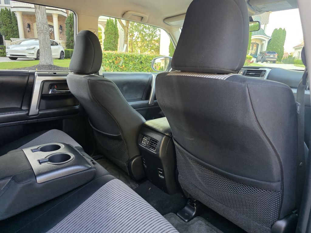 2015 Toyota 4Runner Image 15