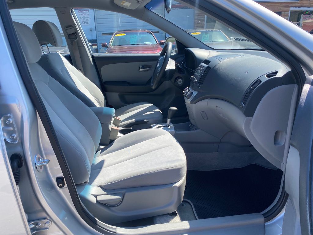 2008 Hyundai Elantra Image 12