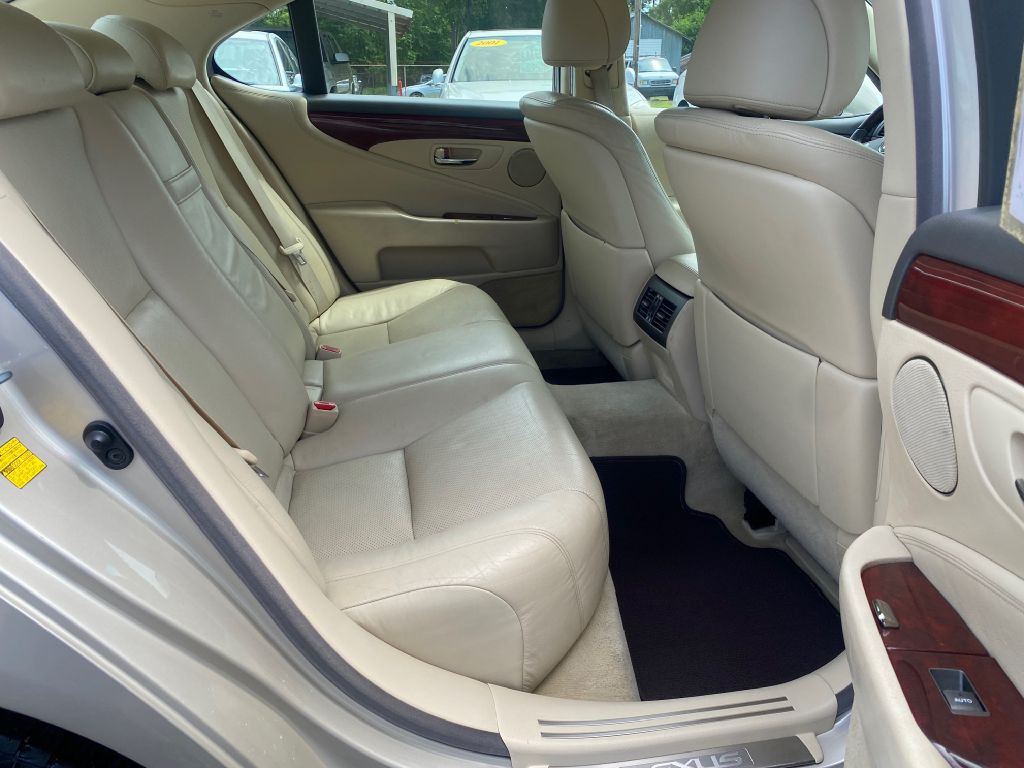 2012 Lexus LS Image 14