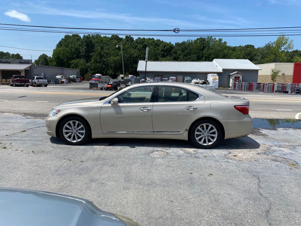 2012 Lexus LS Image 18