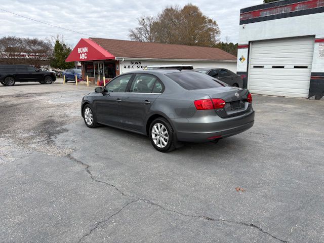 2013 Volkswagen Jetta Image 21