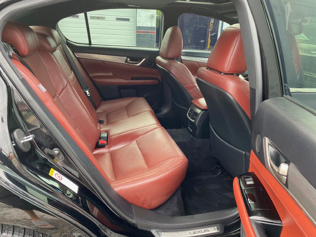 2013 Lexus GS Image 12