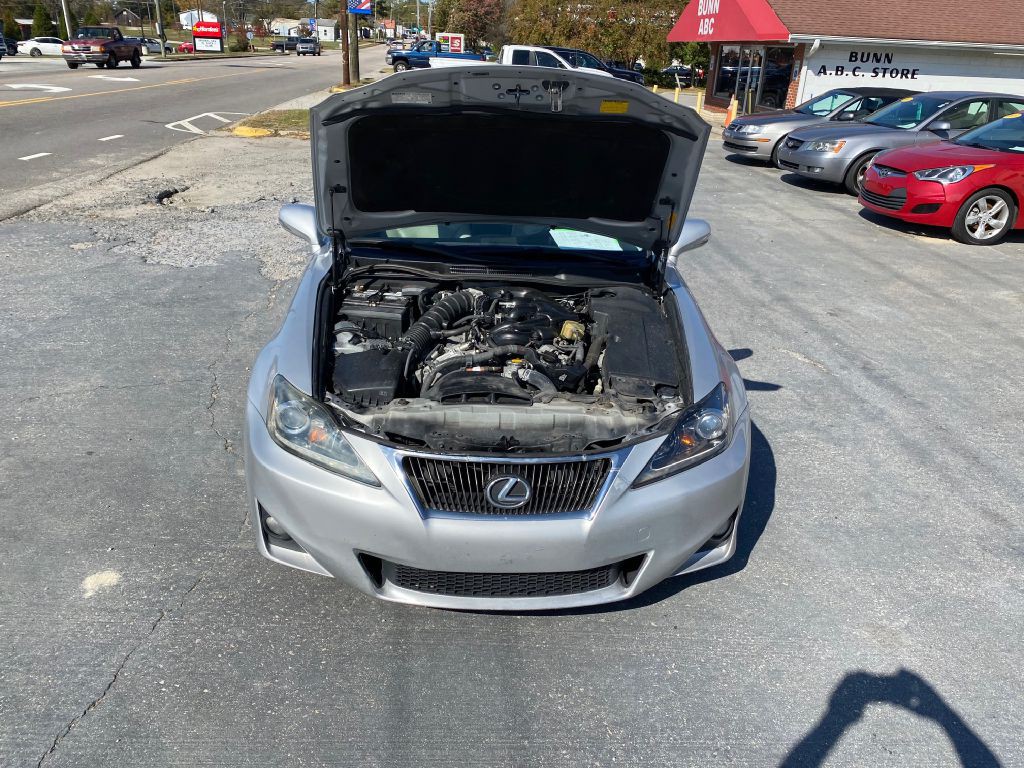 2012 Lexus IS Image 16