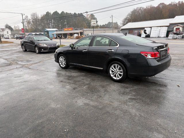 2010 Lexus ES Image 20
