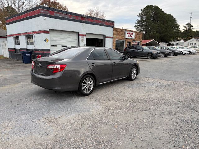 2012 Toyota Camry Image 6