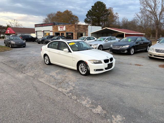 2010 BMW 3 Series Image 3