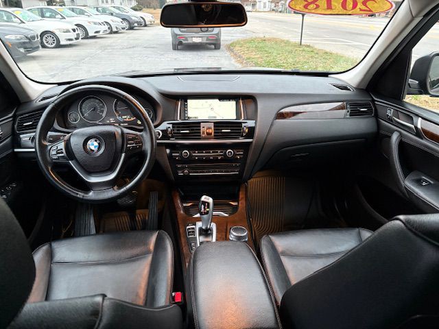 2017 BMW X3 Image 11