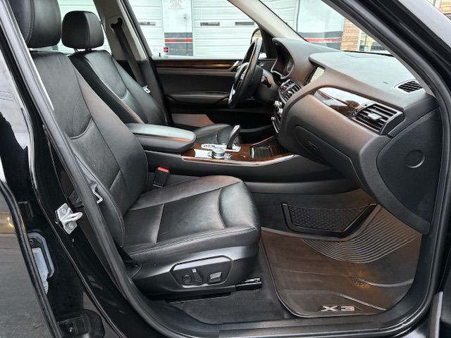 2017 BMW X3 Image 13