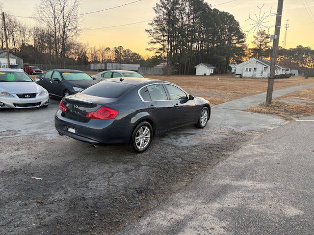 2011 INFINITI G25 Image 16