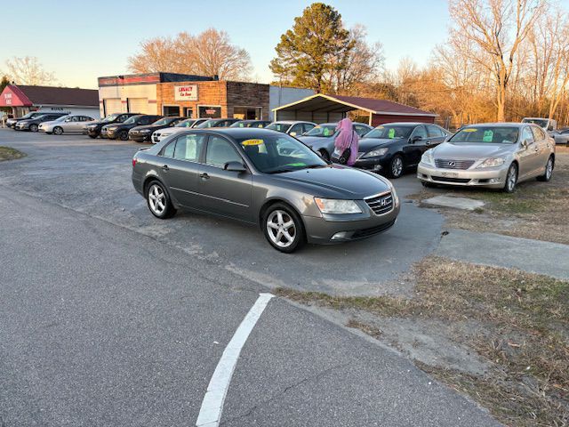 2009 Hyundai Sonata Image 3