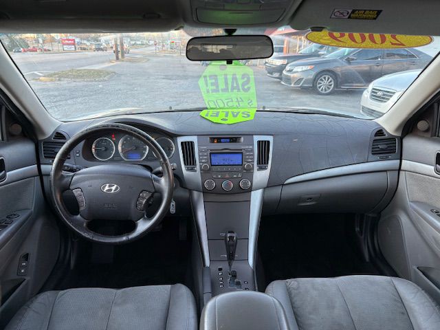 2009 Hyundai Sonata Image 9