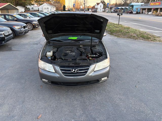 2009 Hyundai Sonata Image 14