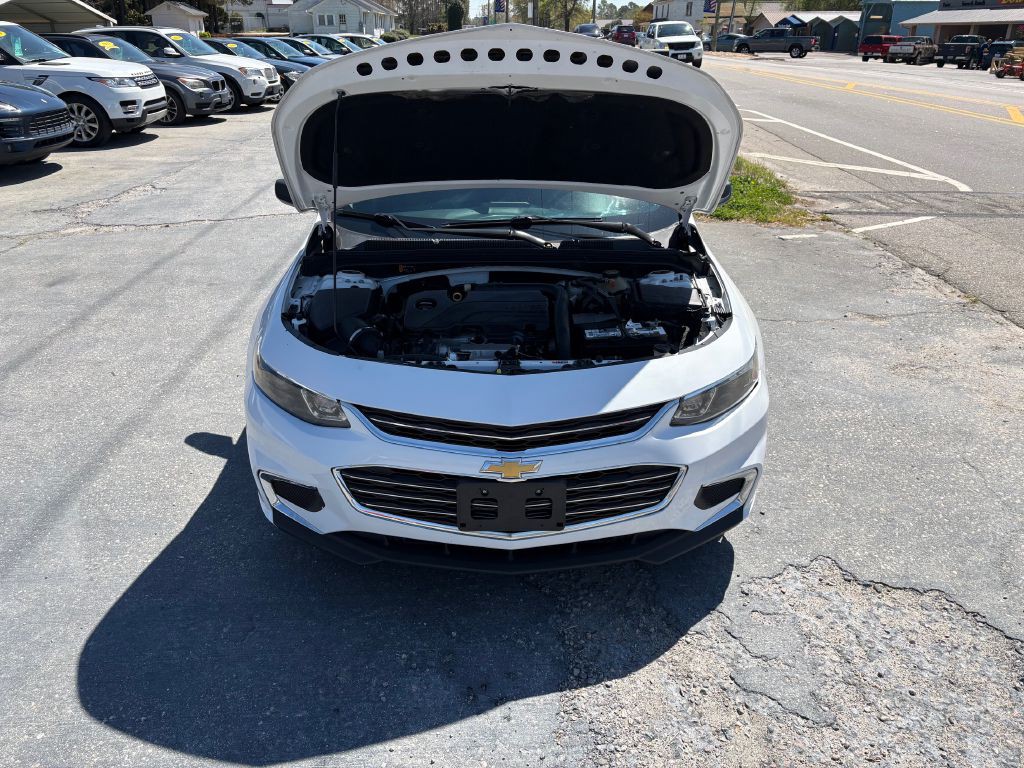 2018 Chevrolet Malibu Image 16