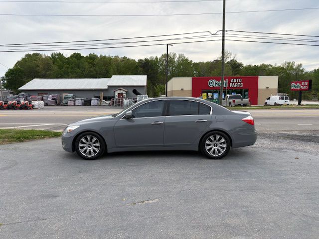 2010 Hyundai Genesis Image 19