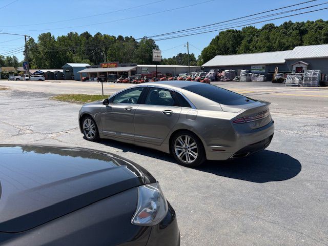 2016 Lincoln MKZ Image 8