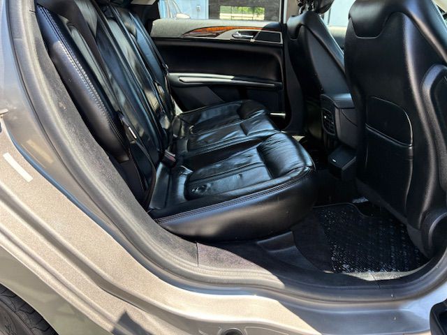 2016 Lincoln MKZ Image 15