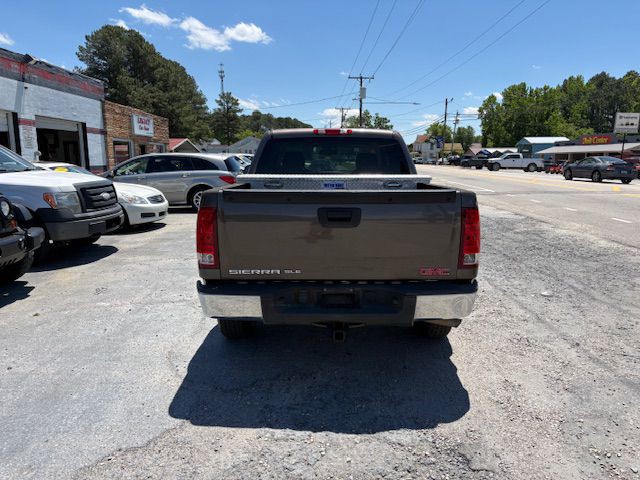2007 GMC Sierra Image 7