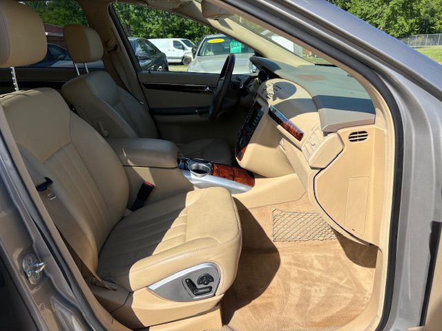 2006 Mercedes-Benz R-Class Image 12