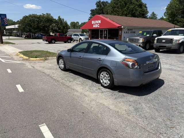 2010 Nissan Altima Image 8