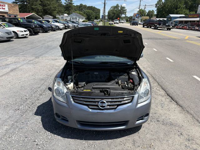 2010 Nissan Altima Image 15