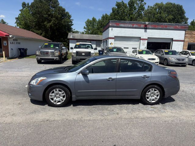 2010 Nissan Altima Image 18