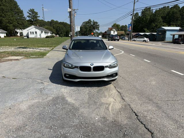 2016 BMW 3 Series Image 2