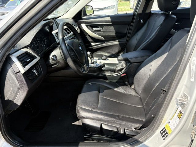 2016 BMW 3 Series Image 12