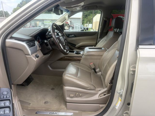 2017 GMC Yukon Image 9