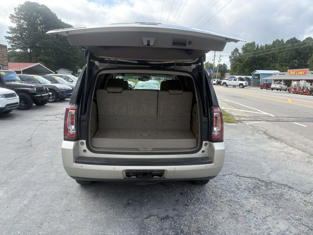2017 GMC Yukon Image 17