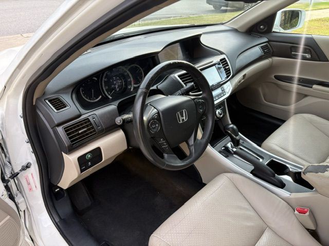2015 Honda Accord Image 10