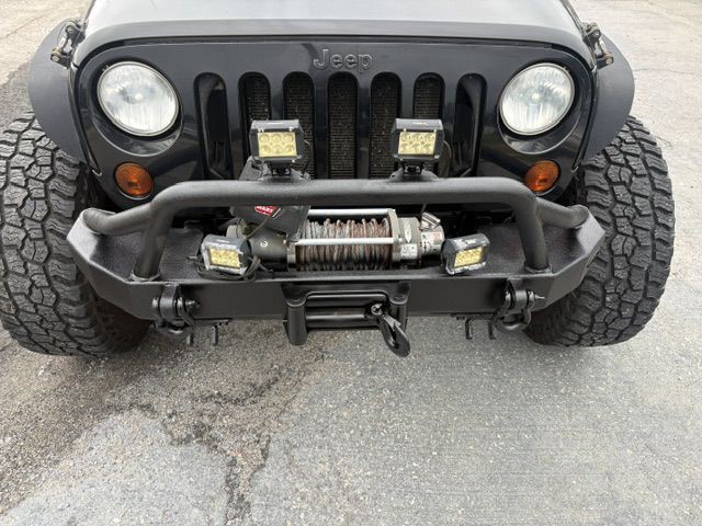 2011 Jeep Wrangler Image 17