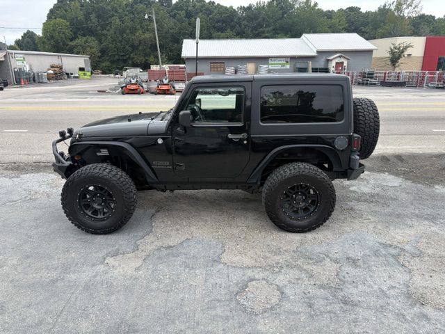 2011 Jeep Wrangler Image 19