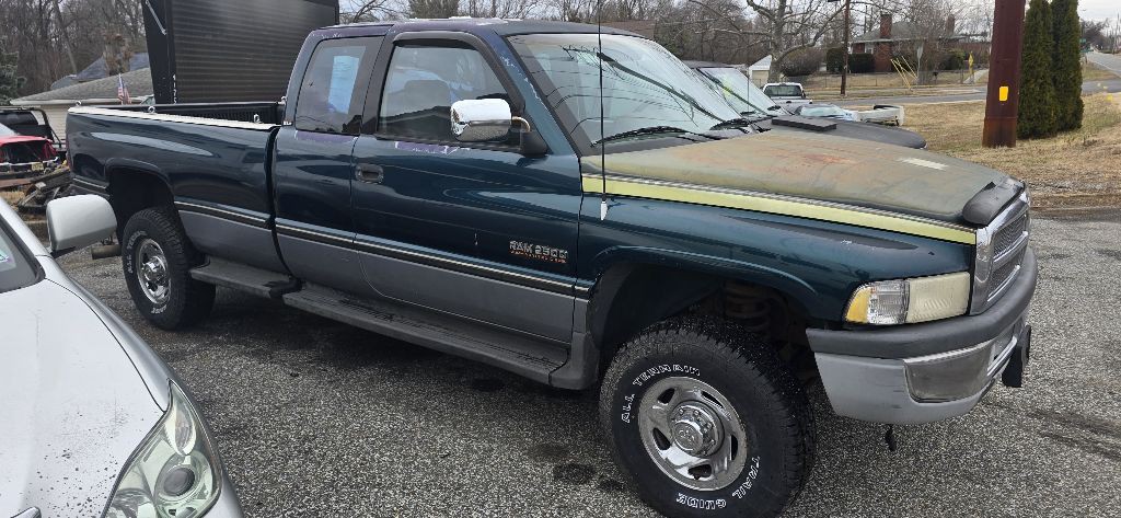 1995 Dodge Ram 2500 Image 28