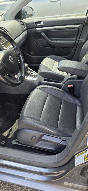 2009 Volkswagen Jetta Image 10