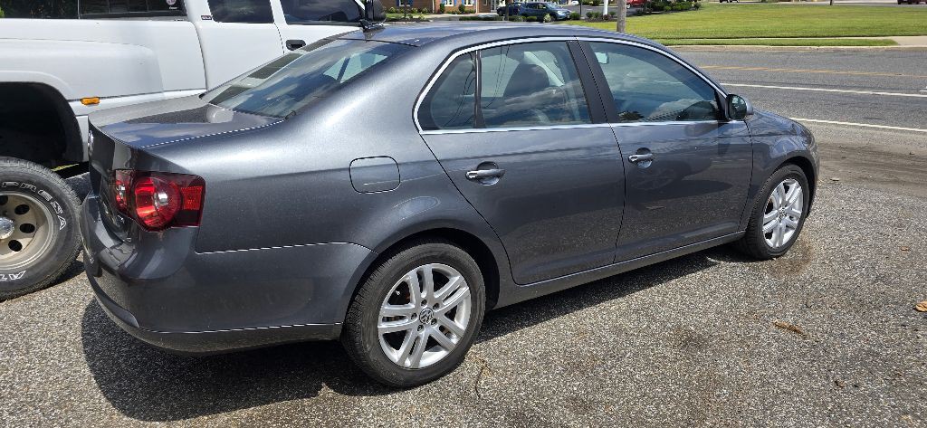 2009 Volkswagen Jetta Image 4