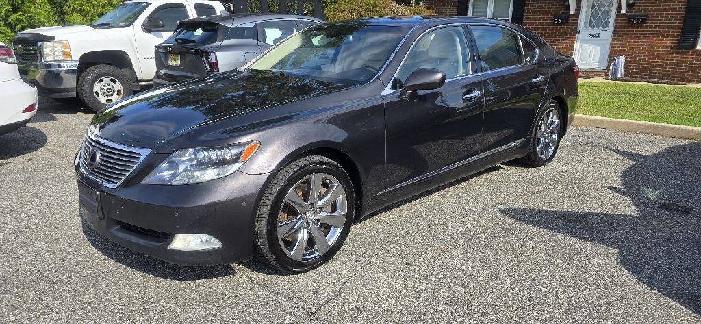 2008 Lexus LS Image 1