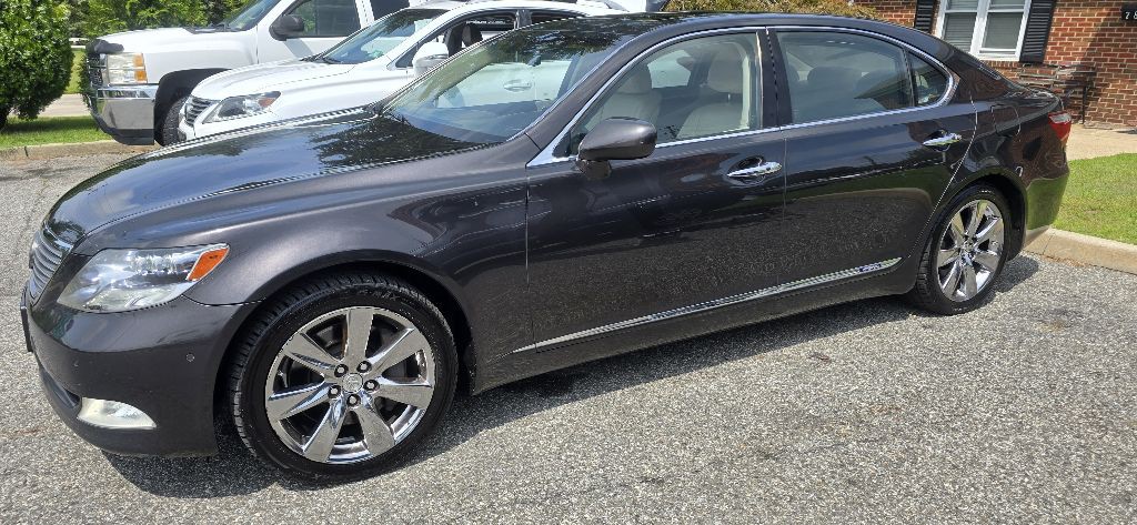 2008 Lexus LS Image 7