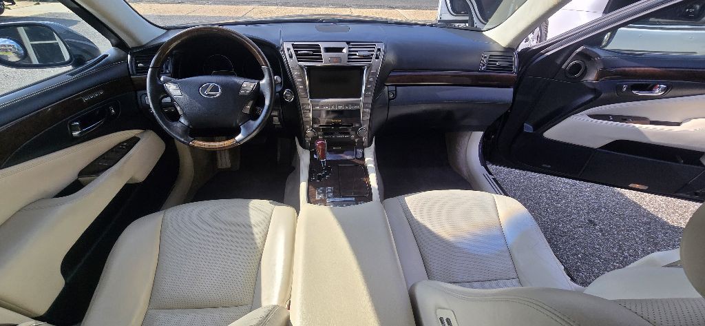 2008 Lexus LS Image 26