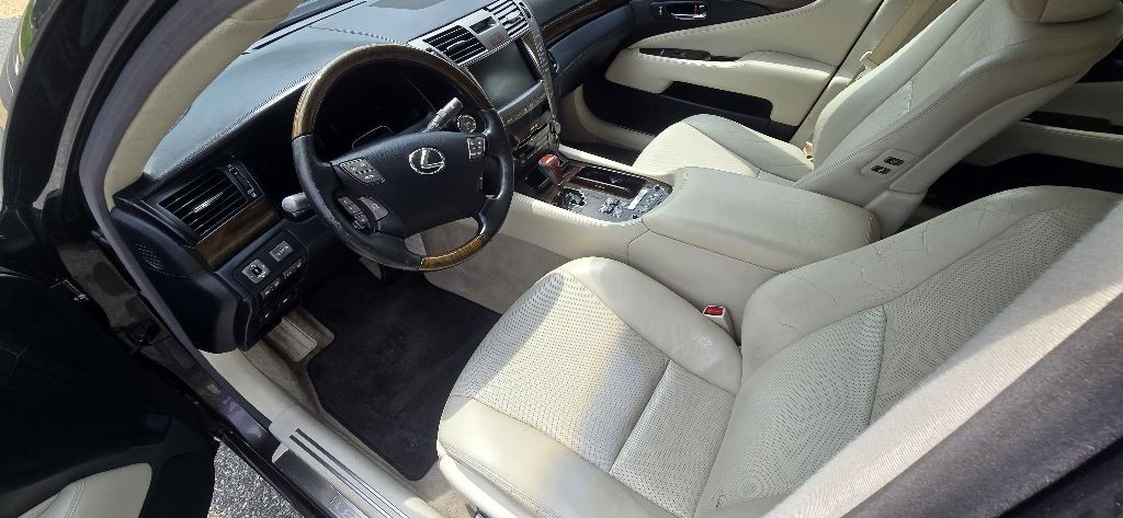 2008 Lexus LS Image 44