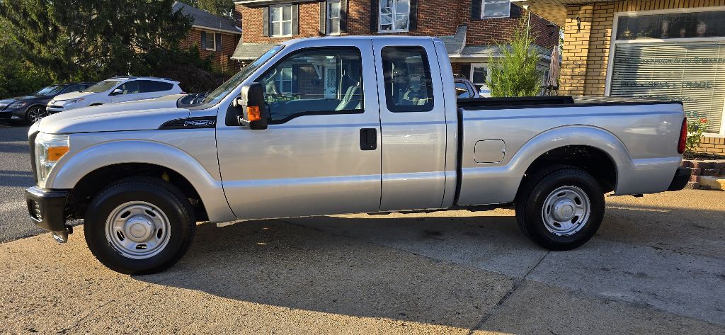 2013 Ford F-250 Image 4