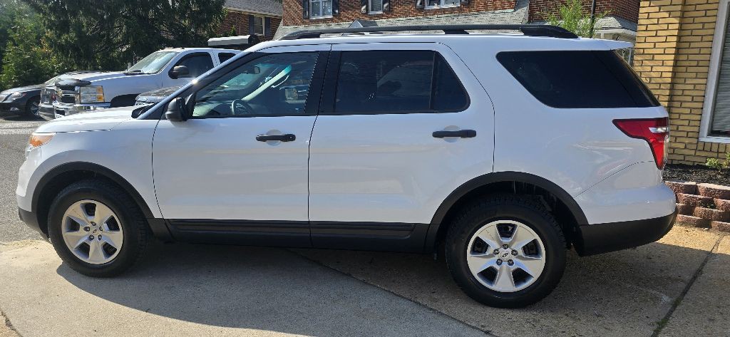 2014 Ford Explorer Image 2